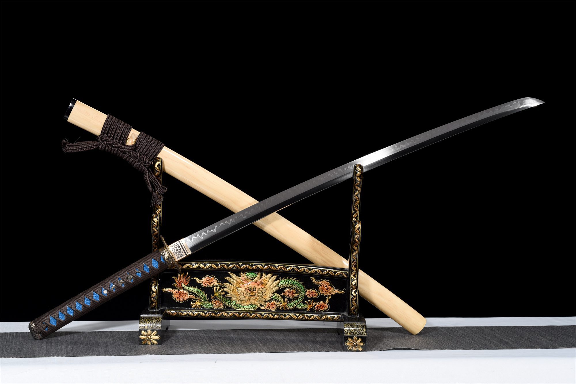 Hakuboku Katana Sword (白木) – Light Wood