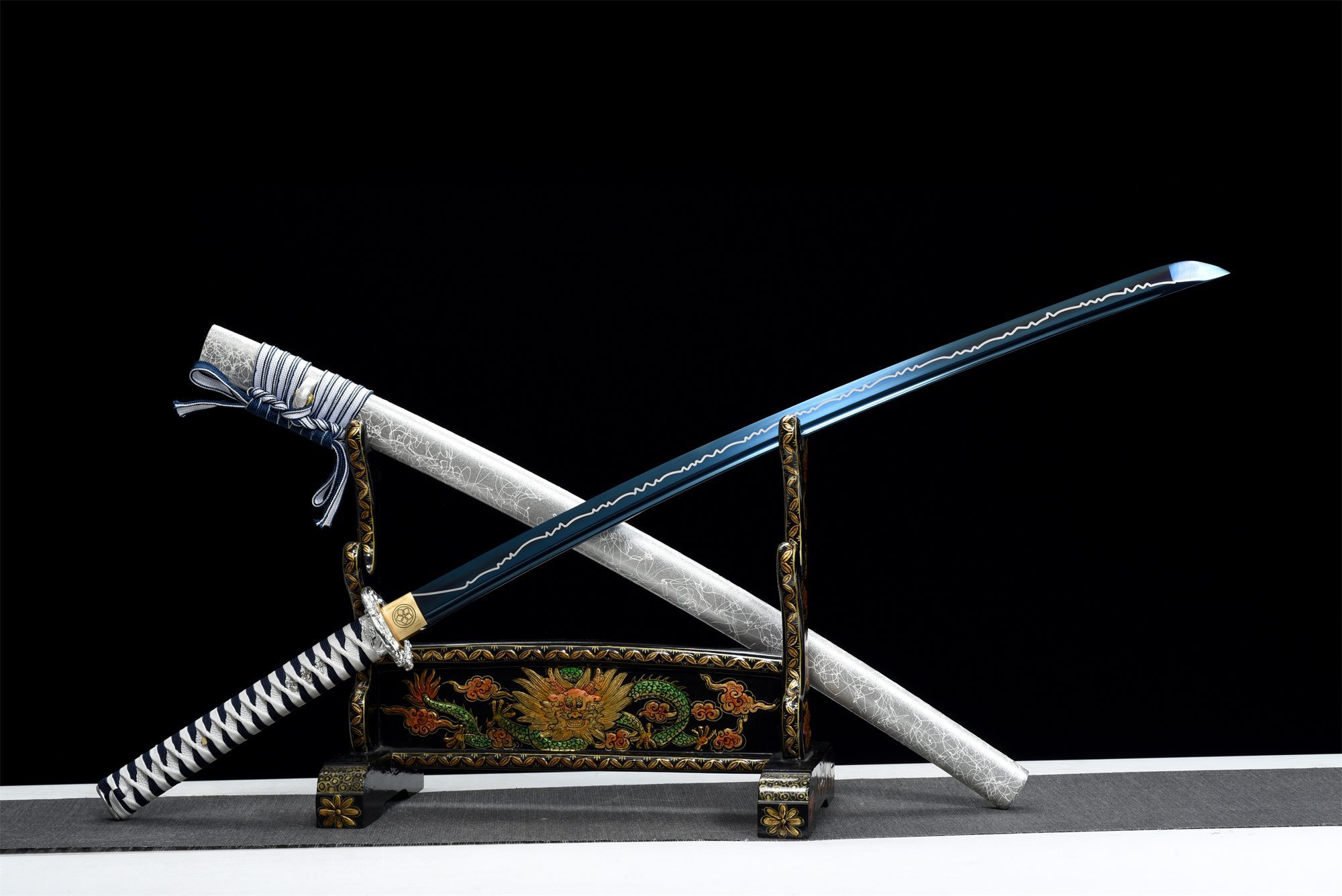 Hakurai Katana Sword (白雷) – White Thunder